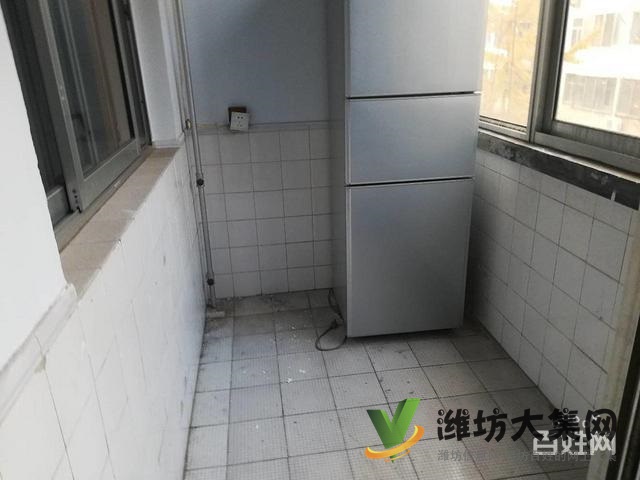 32萬購教師公寓，二樓三室朝陽，領包入住