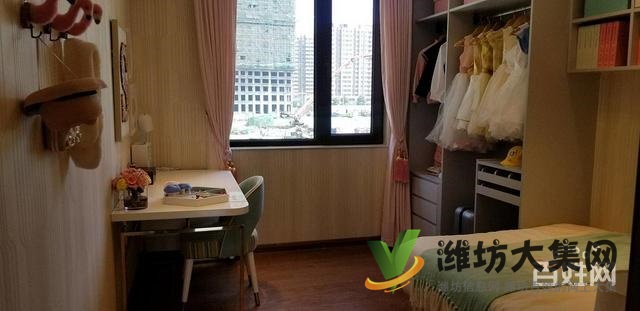 青云國(guó)際城，3室2廳2衛(wèi)大H戶型，房主急售急售