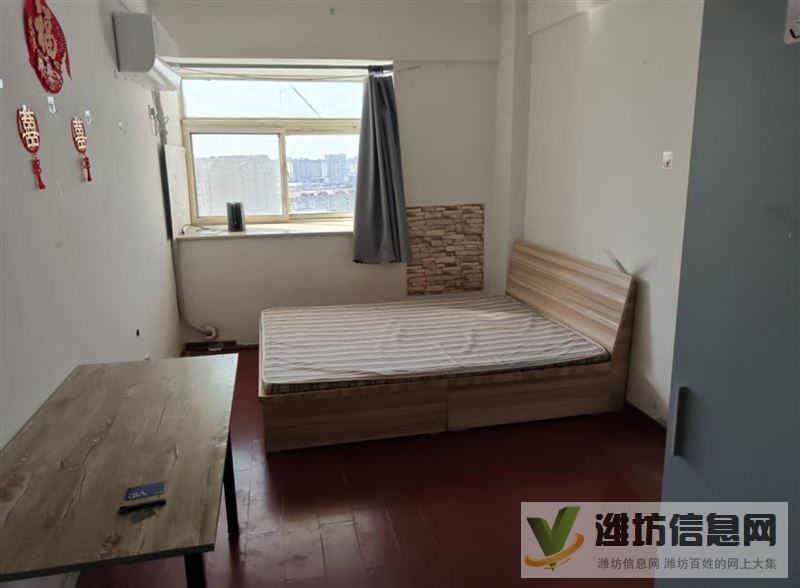 出租新龍灣干凈一室